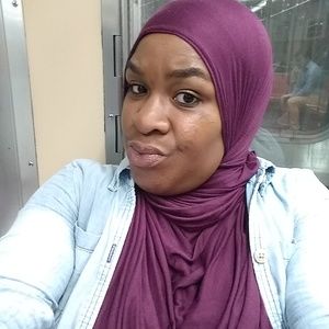 Meet your Posher, Devin